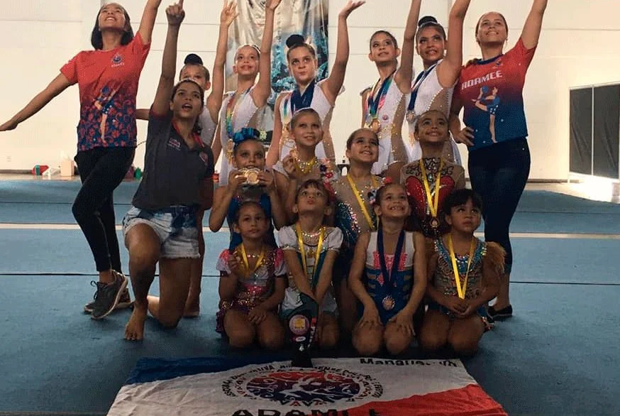 Apresentação de Ginástica da ADAMCE em 1º Lugar